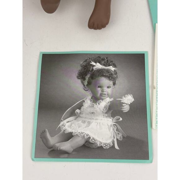 VTG Ashton Drake "Whitney" Porcelain Doll Artist Yolanda Bello Retired 1995 - Picture 3 of 16